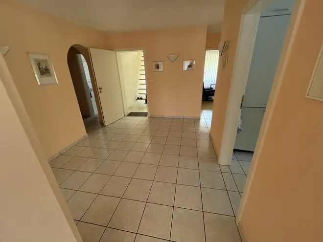 3 Zimmer Wohnung mit 95 m² in Leverkusen – Bild 2