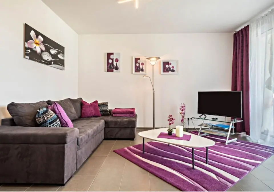 WG-Zimmer mit 58 m² in Friedrichshafen – Bild 1