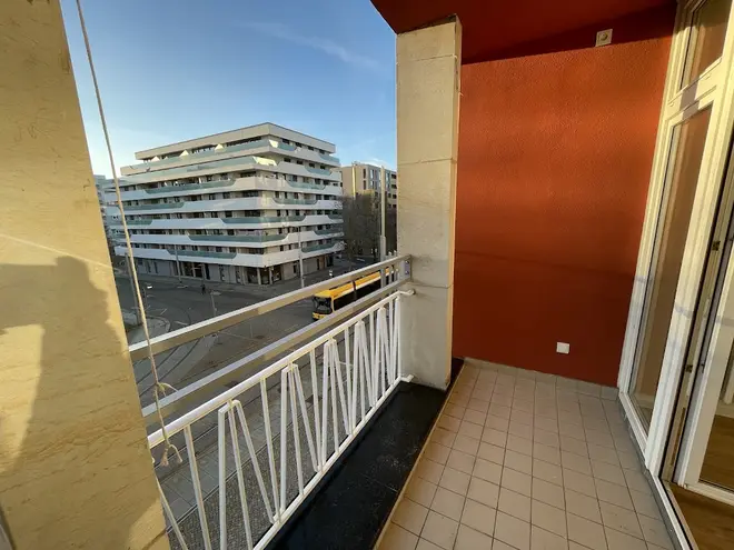 3 Zimmer Wohnung mit 81 m² in Dresden – Bild 3