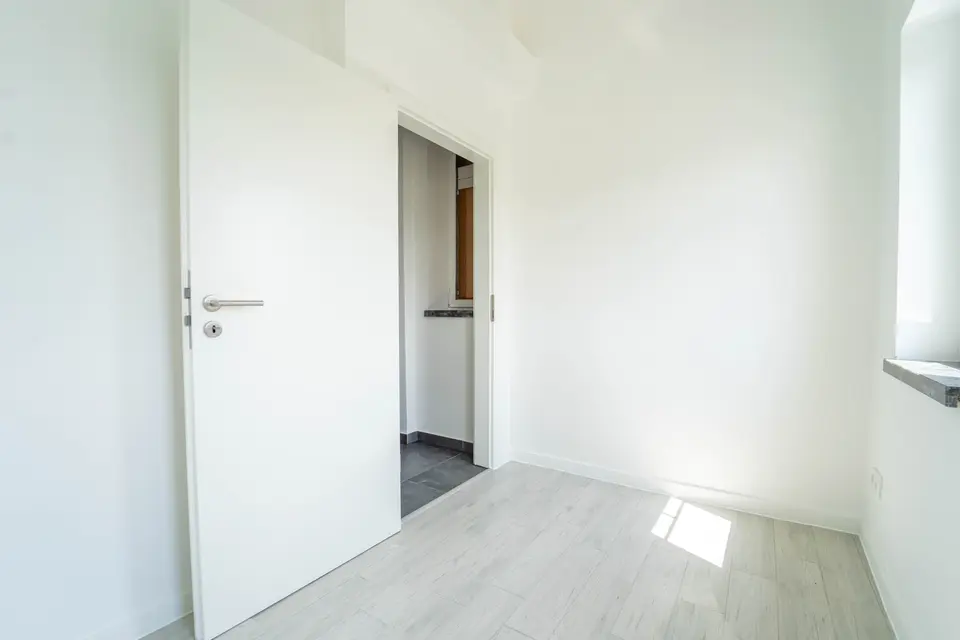 5 Zimmer Wohnung mit 163 m² in Limbach-Oberfrohna – Bild 5