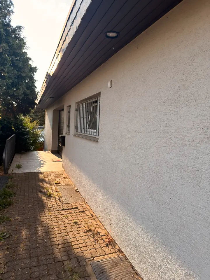 6 Zimmer Haus mit 200 m² in Brühl – Bild 2
