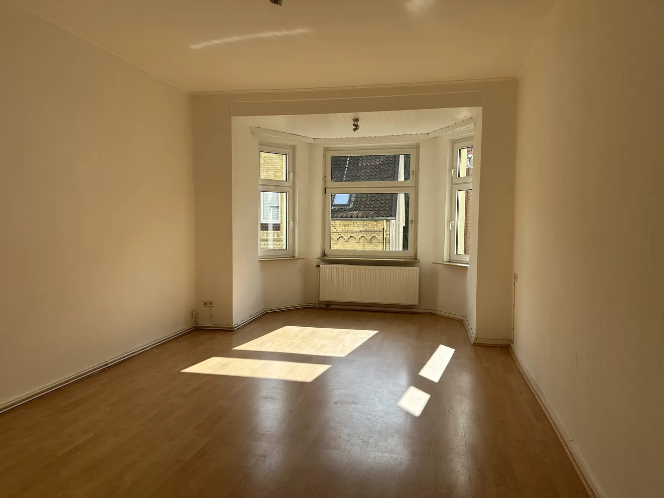 3 Zimmer Wohnung mit 83 m² in Hildesheim – Bild 2
