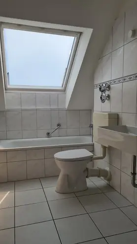 2 Zimmer Wohnung mit 66 m² in Wiesbaden – Bild 6