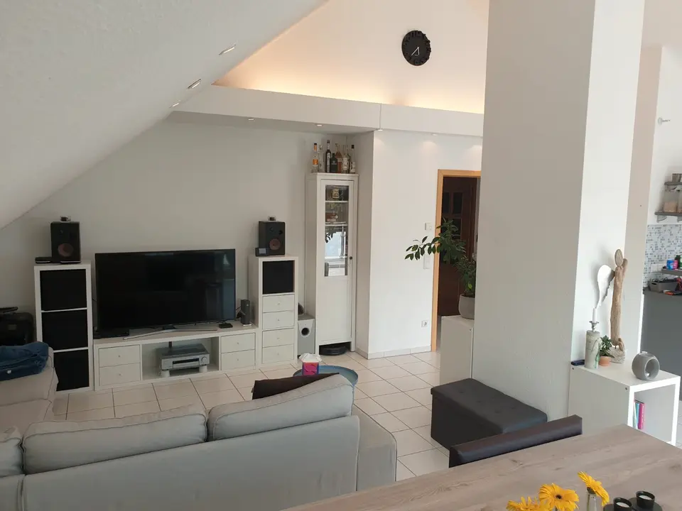 4 Zimmer Wohnung mit 97 m² in Neu-Ulm – Bild 1