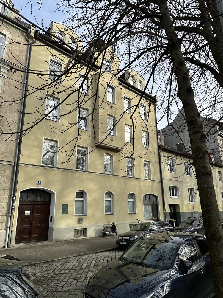 3 Zimmer Wohnung mit 109 m² in München – Bild 1