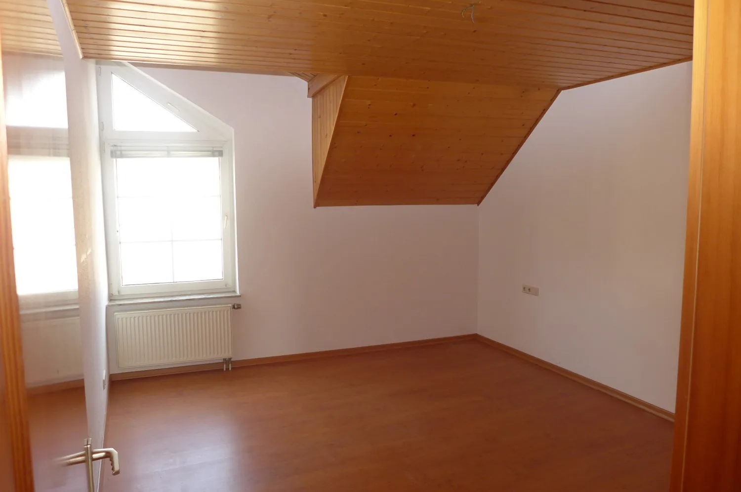 4 Zimmer Wohnung mit 85 m² in Bonn – Bild 1