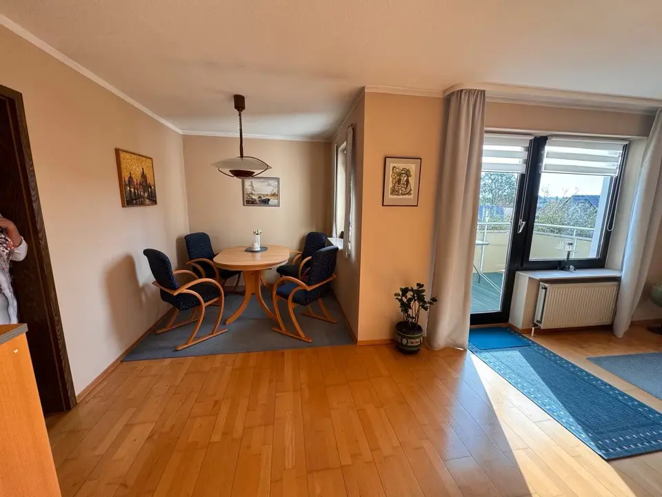 3 Zimmer Wohnung mit 85 m² in Detmold – Bild 4