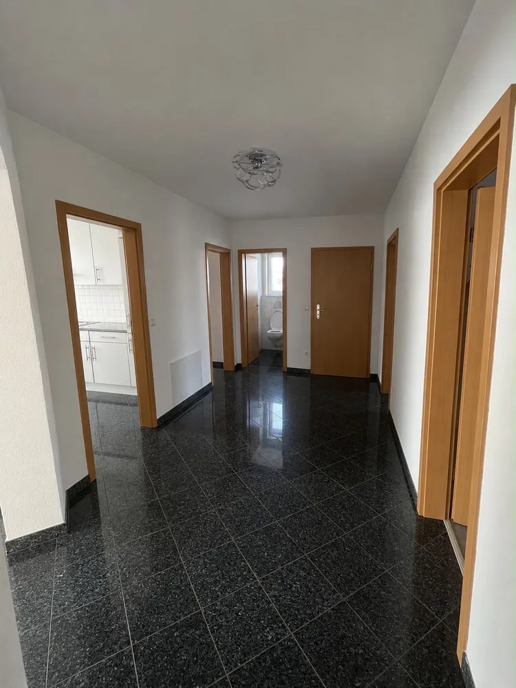4 Zimmer Wohnung mit 123 m² in Heilbronn – Bild 2