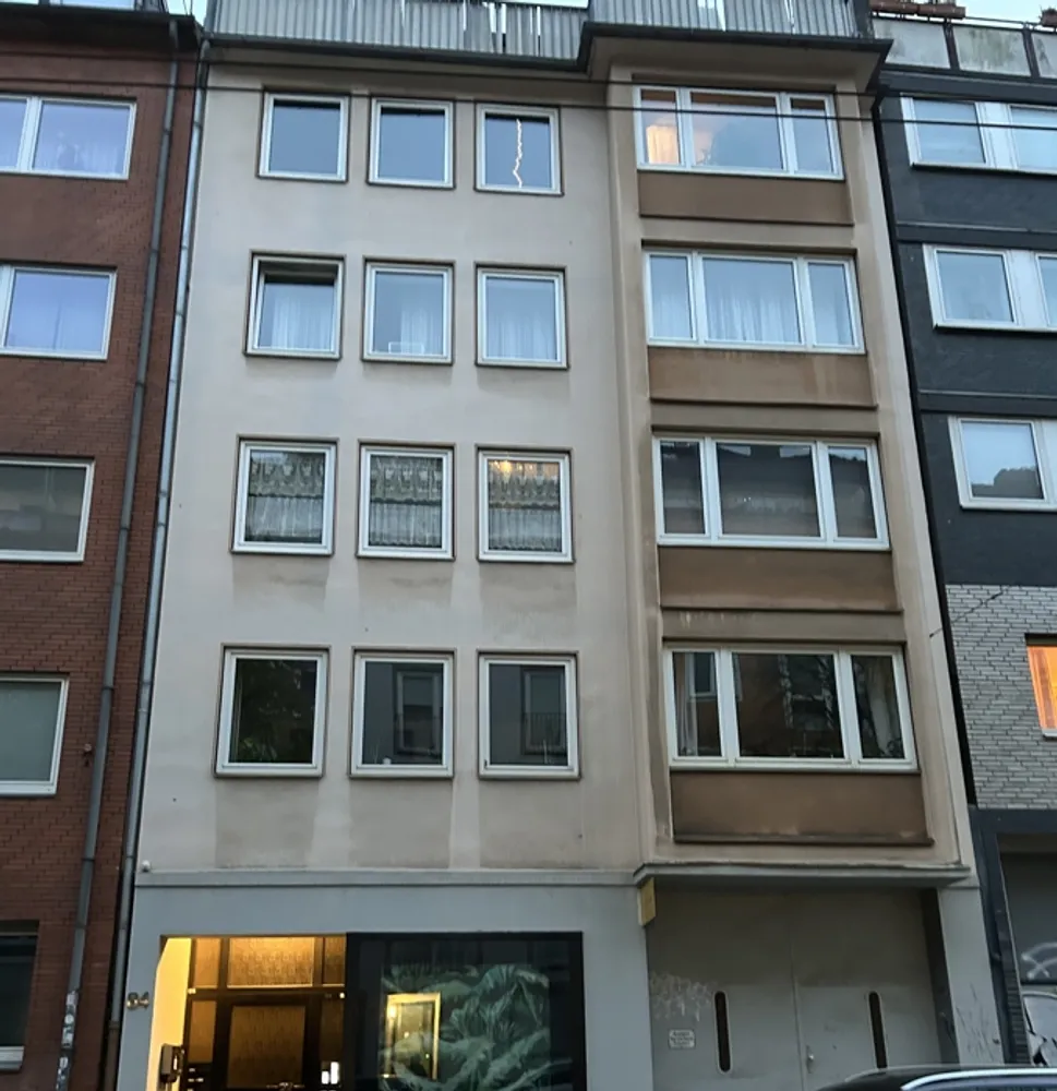 2 Zimmer Wohnung mit 80 m² in Düsseldorf – Bild 1