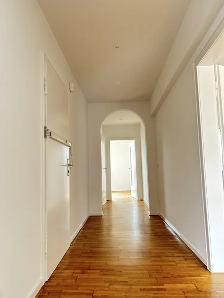 2 Zimmer Wohnung mit 80 m² in Düsseldorf – Bild 3