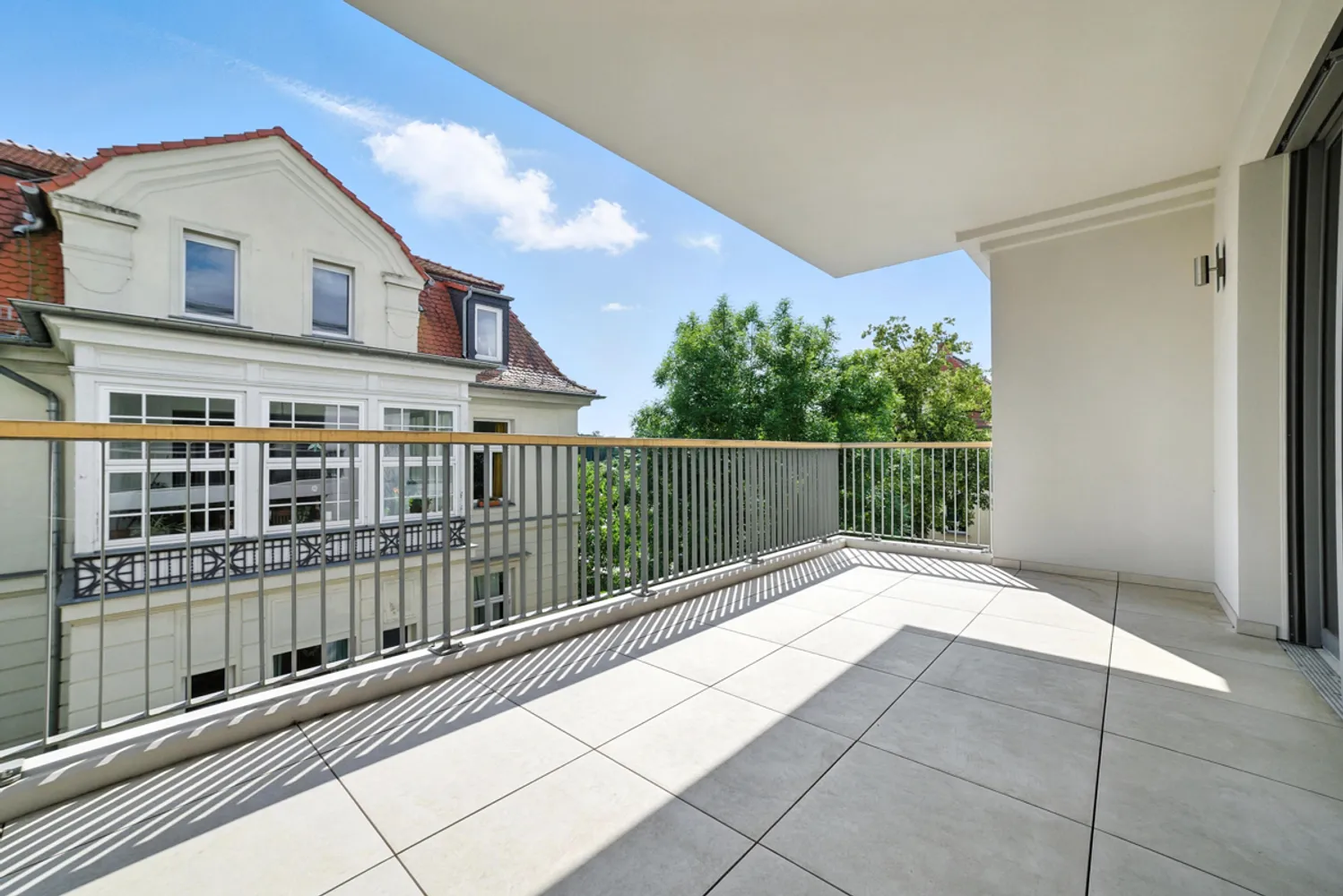 4 Zimmer Wohnung mit 206 m² in Leipzig – Bild 9
