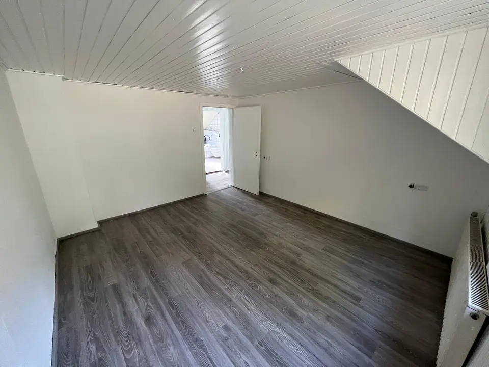 3 Zimmer Wohnung mit 75 m² in Siegen – Bild 4