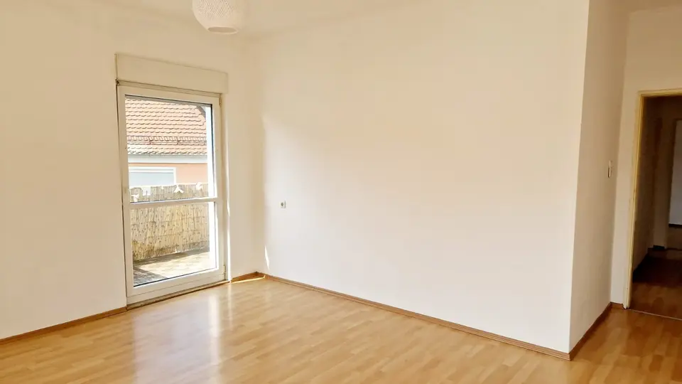 3 Zimmer Wohnung mit 73 m² in Würzburg – Bild 2
