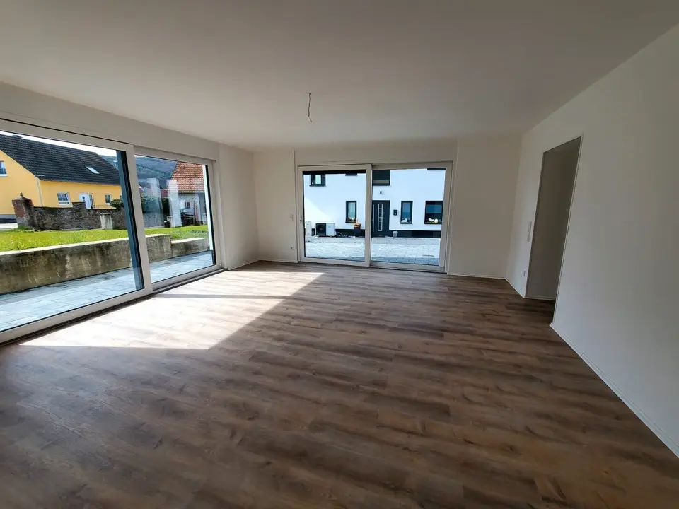 5 Zimmer Haus mit 262 m² in Würzburg – Bild 3