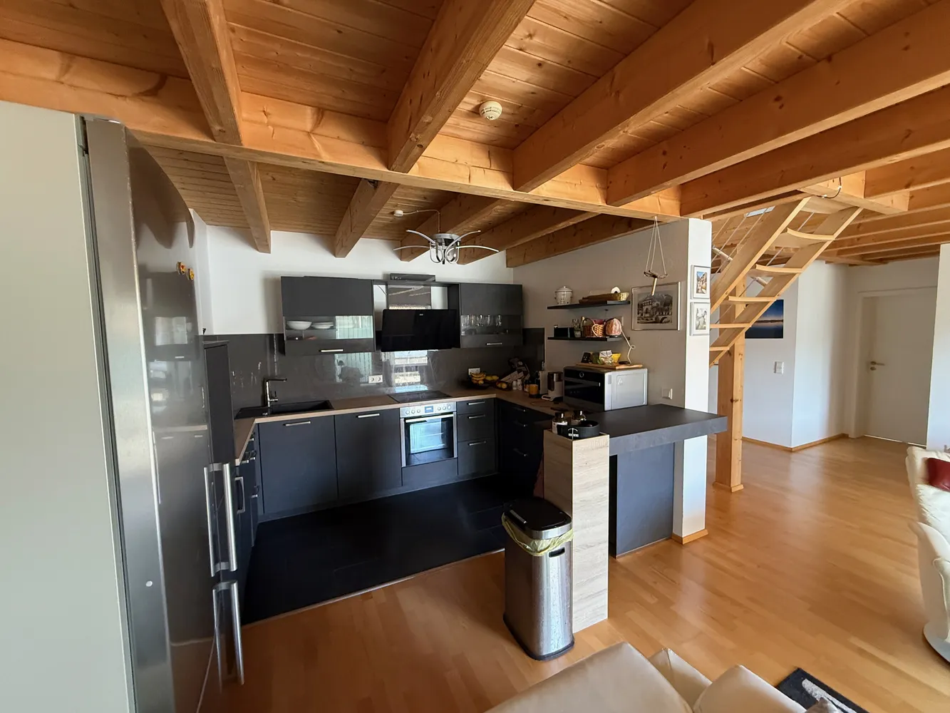 3 Zimmer Wohnung mit 117 m² in Karlsruhe – Bild 3