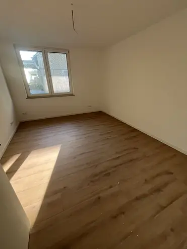 2 Zimmer Wohnung mit 70 m² in Krefeld – Bild 2