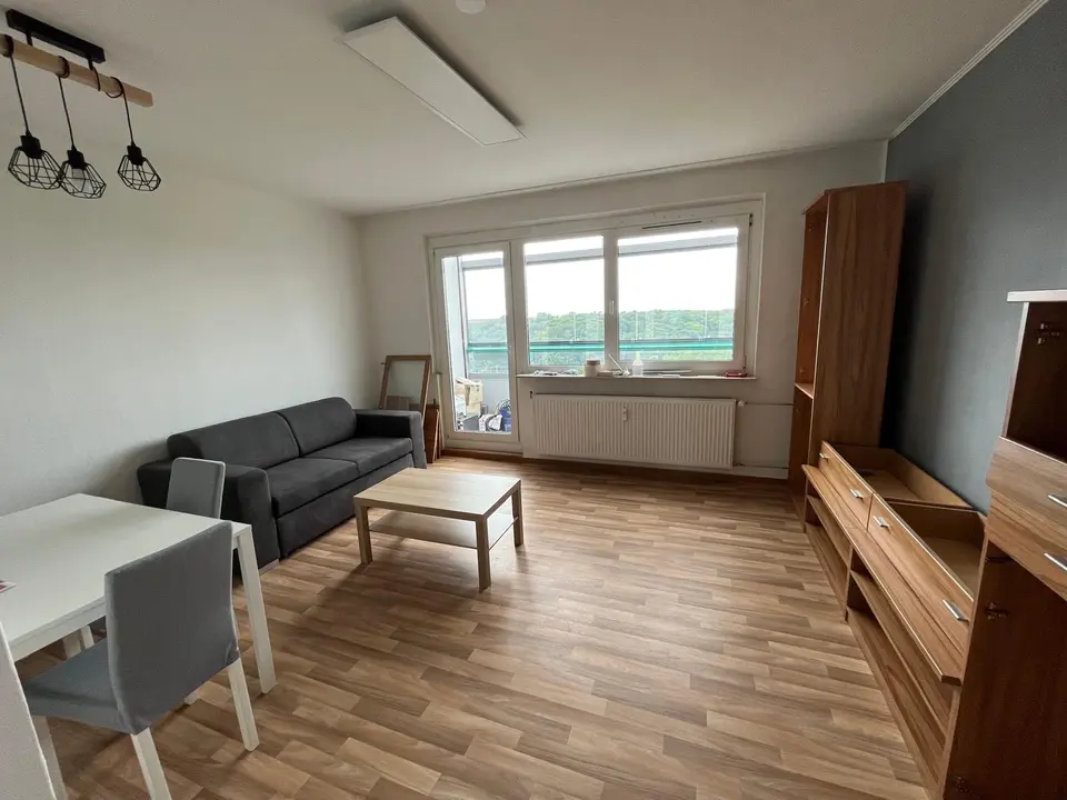 2 Zimmer Wohnung mit 49 m² in Neubrandenburg – Bild 1