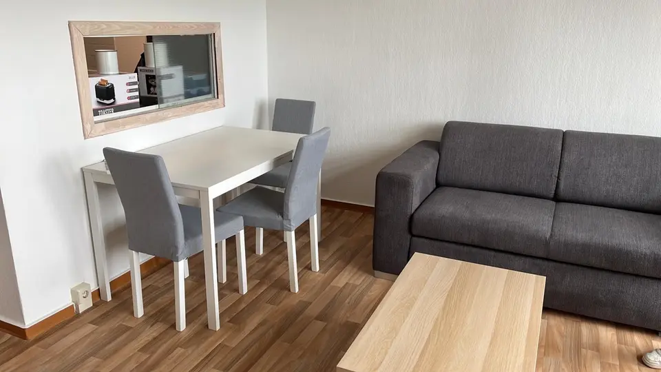 2 Zimmer Wohnung mit 49 m² in Neubrandenburg – Bild 2