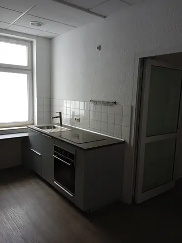 6 Zimmer Wohnung mit 166 m² in Magdeburg – Bild 2