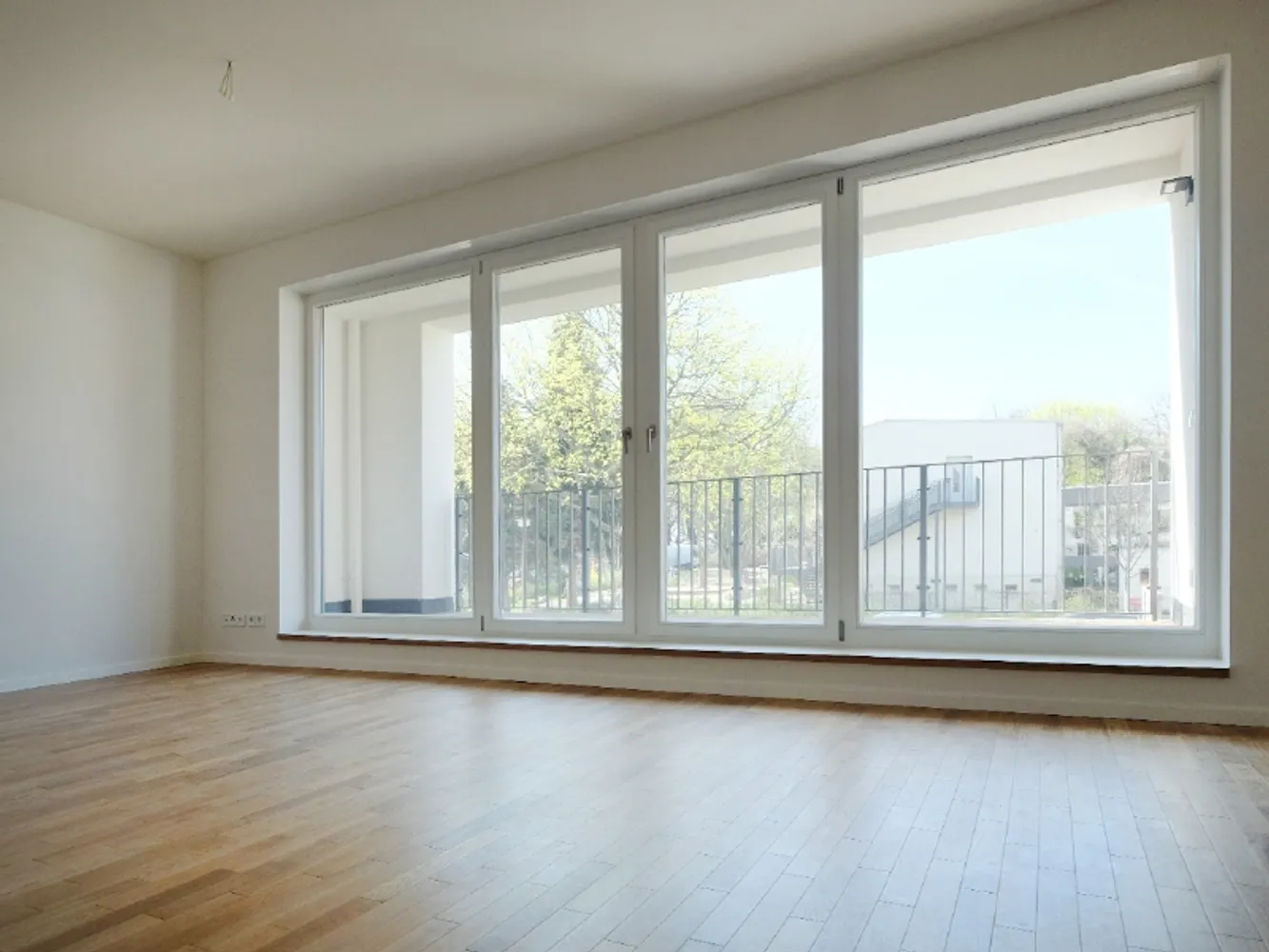 4 Zimmer Wohnung mit 103 m² in Dresden – Bild 3