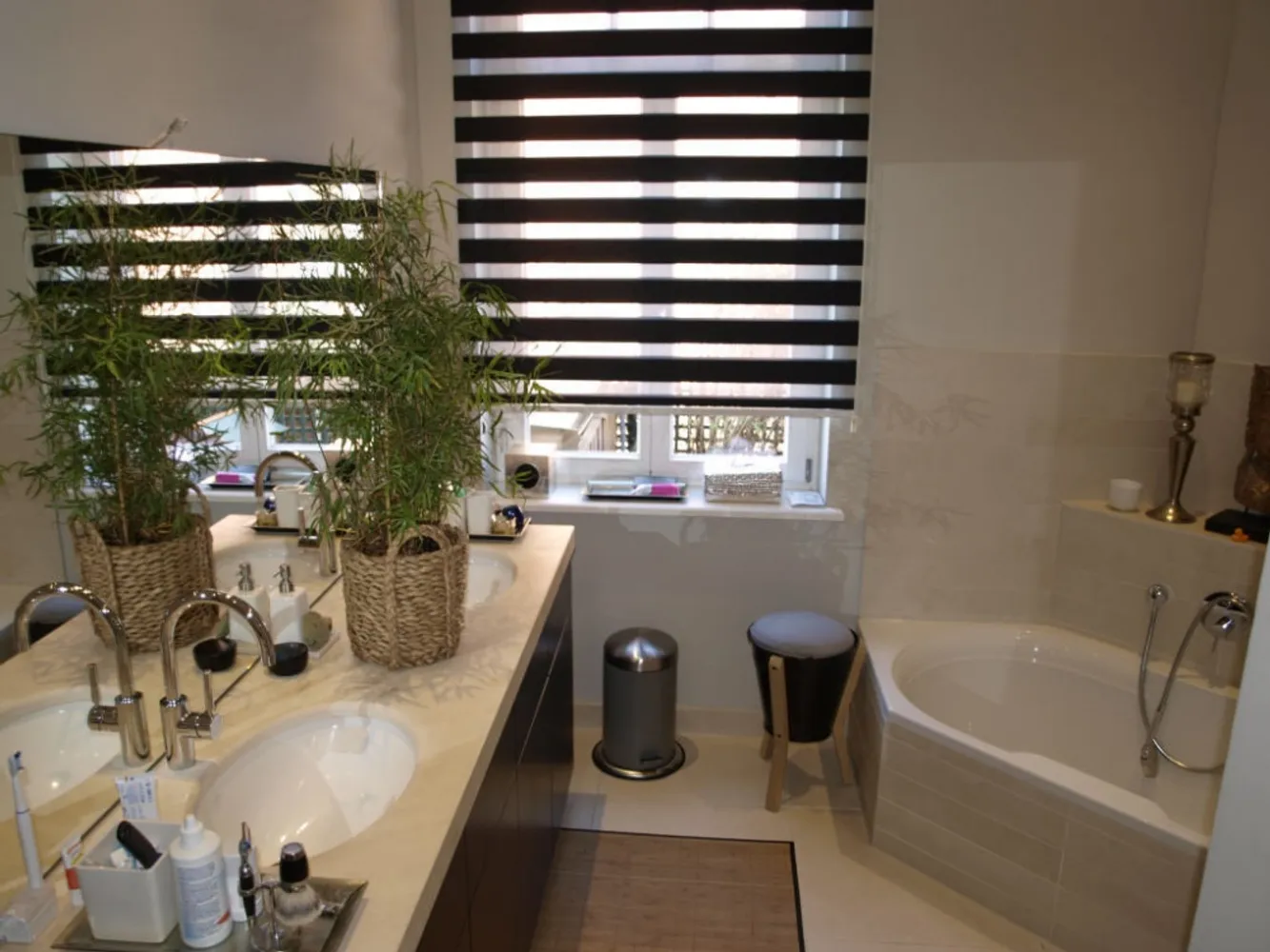 6 Zimmer Wohnung mit 199 m² in Lüneburg – Bild 8