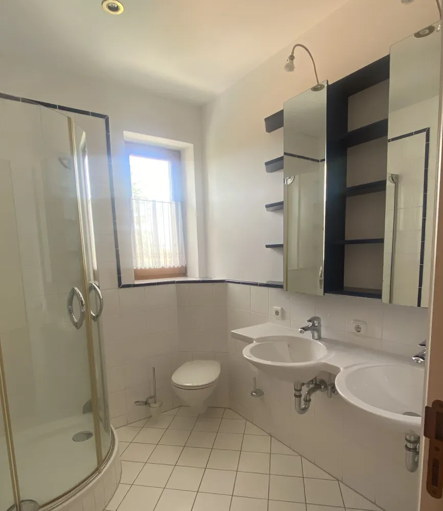 4 Zimmer Wohnung mit 190 m² in Landshut – Bild 11