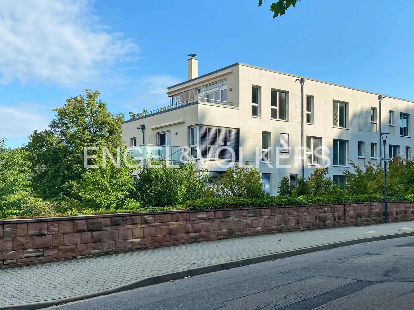 4 Zimmer Wohnung mit 196 m² in Heidelberg – Bild 1