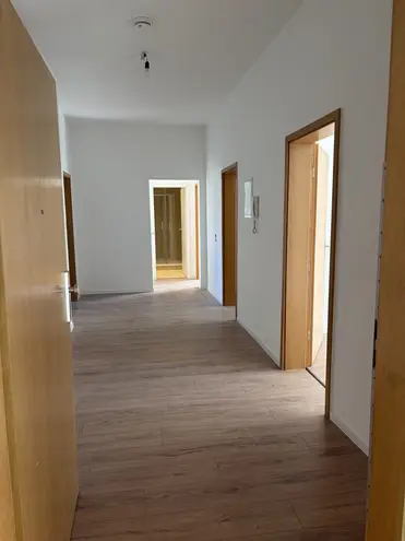 5 Zimmer Wohnung mit 95 m² in Erfurt – Bild 2