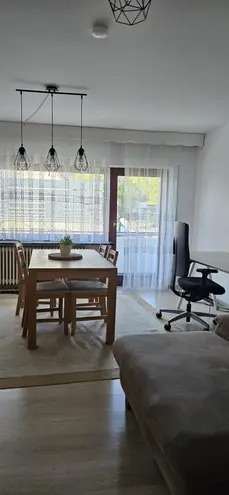3 Zimmer Wohnung mit 80 m² in München – Bild 2