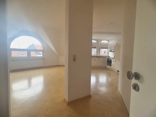 2 Zimmer Wohnung mit 55 m² in Hannover – Bild 2