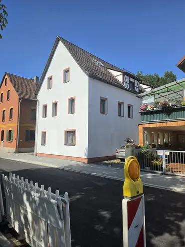 13 Zimmer Haus mit 450 m² in Nürnberg – Bild 1