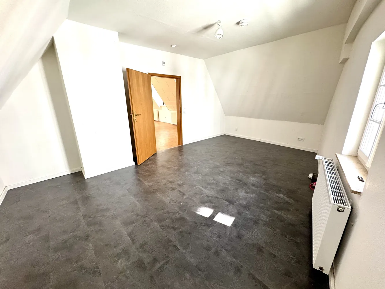 2 Zimmer Wohnung mit 80 m² in Kaiserslautern – Bild 8