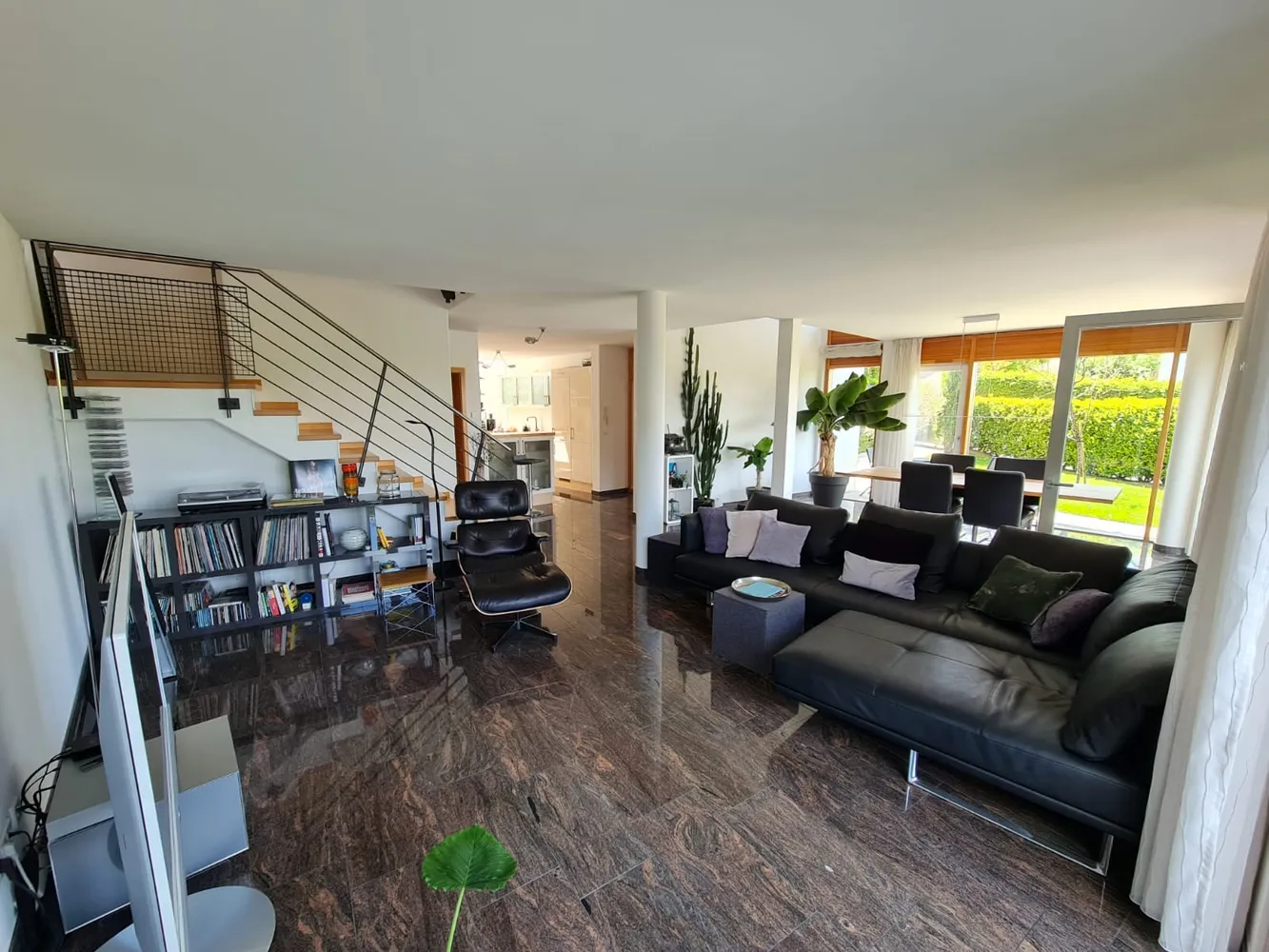 5 Zimmer Wohnung mit 158 m² in Esslingen am Neckar – Bild 6