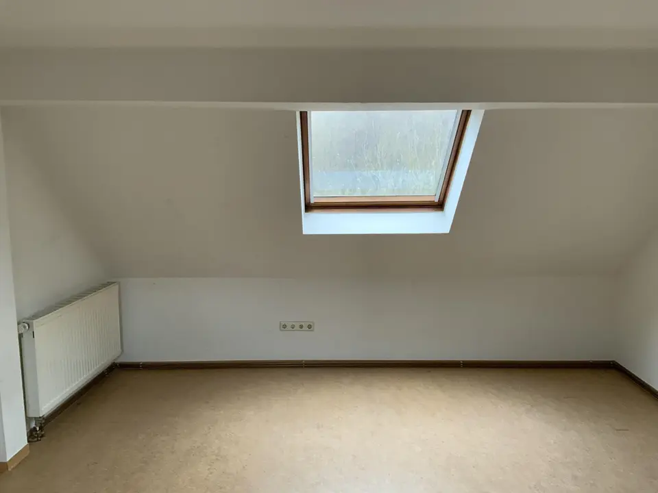 18 Zimmer Haus mit 454 m² in Kaiserslautern – Bild 2