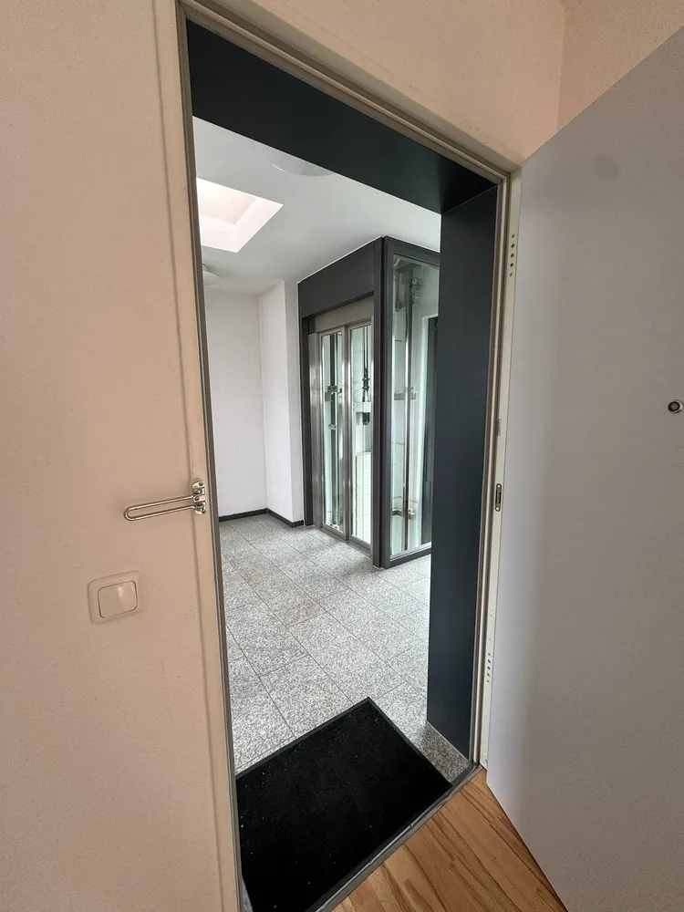 3 Zimmer Wohnung mit 127 m² in Frankfurt am Main – Bild 4