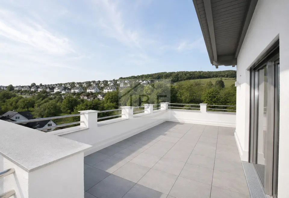4 Zimmer Wohnung mit 150 m² in Siegen – Bild 2
