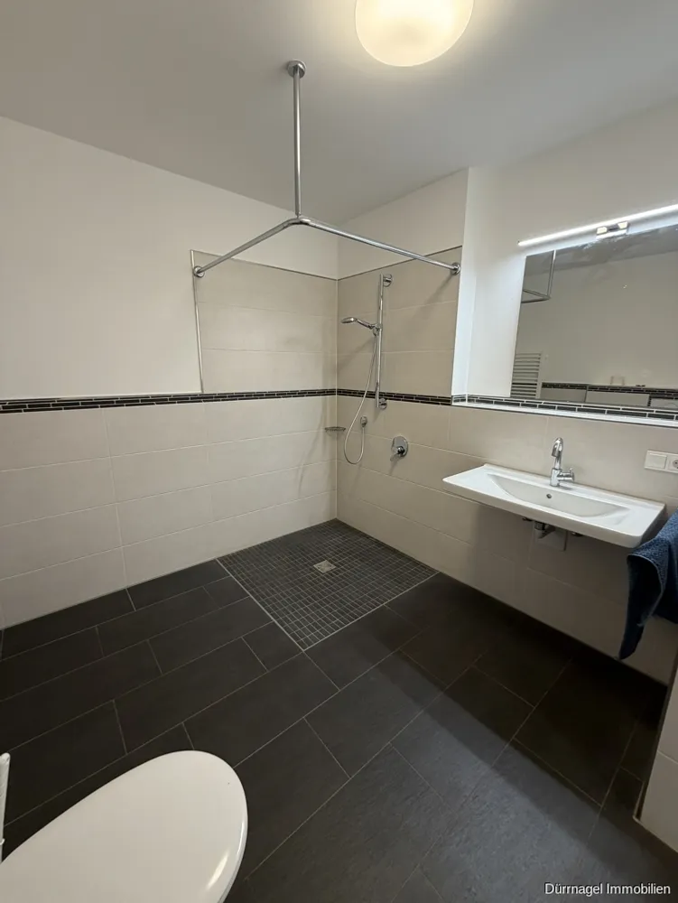 2 Zimmer Wohnung mit 68 m² in Würzburg – Bild 9