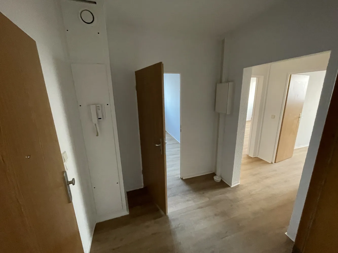 4 Zimmer Wohnung mit 85 m² in Rostock – Bild 2