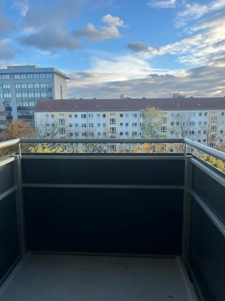 4 Zimmer Wohnung mit 98 m² in Dresden – Bild 3