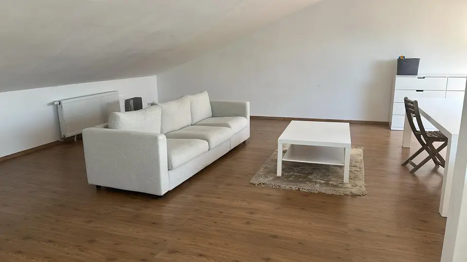 2 Zimmer Wohnung mit 85 m² in Hockenheim – Bild 1