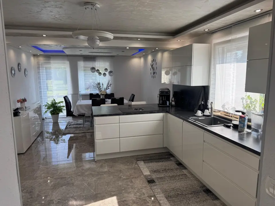 5 Zimmer Haus mit 175 m² in Regensburg – Bild 2