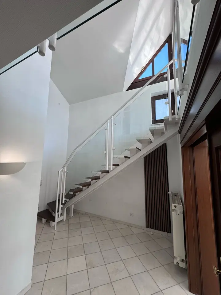 6 Zimmer Wohnung mit 182 m² in Dietzenbach – Bild 4