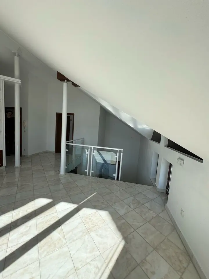 6 Zimmer Wohnung mit 182 m² in Dietzenbach – Bild 5