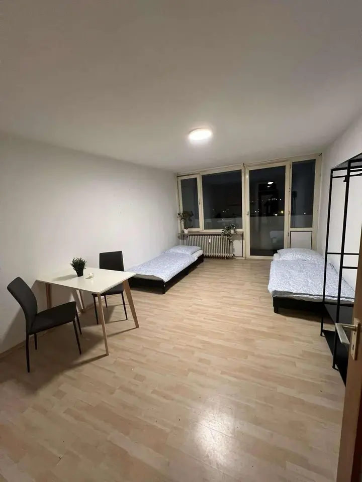 WG-Zimmer mit 30 m² in Erlangen – Bild 1