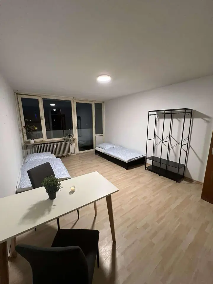 WG-Zimmer mit 30 m² in Erlangen – Bild 2
