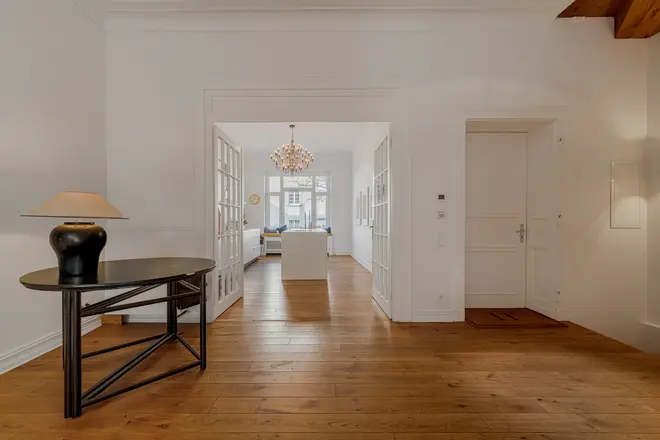 9 Zimmer Haus mit 313 m² in Düsseldorf – Bild 4
