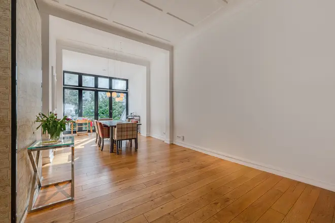 9 Zimmer Haus mit 313 m² in Düsseldorf – Bild 5