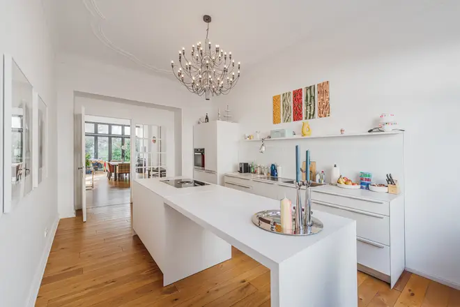 9 Zimmer Haus mit 313 m² in Düsseldorf – Bild 7