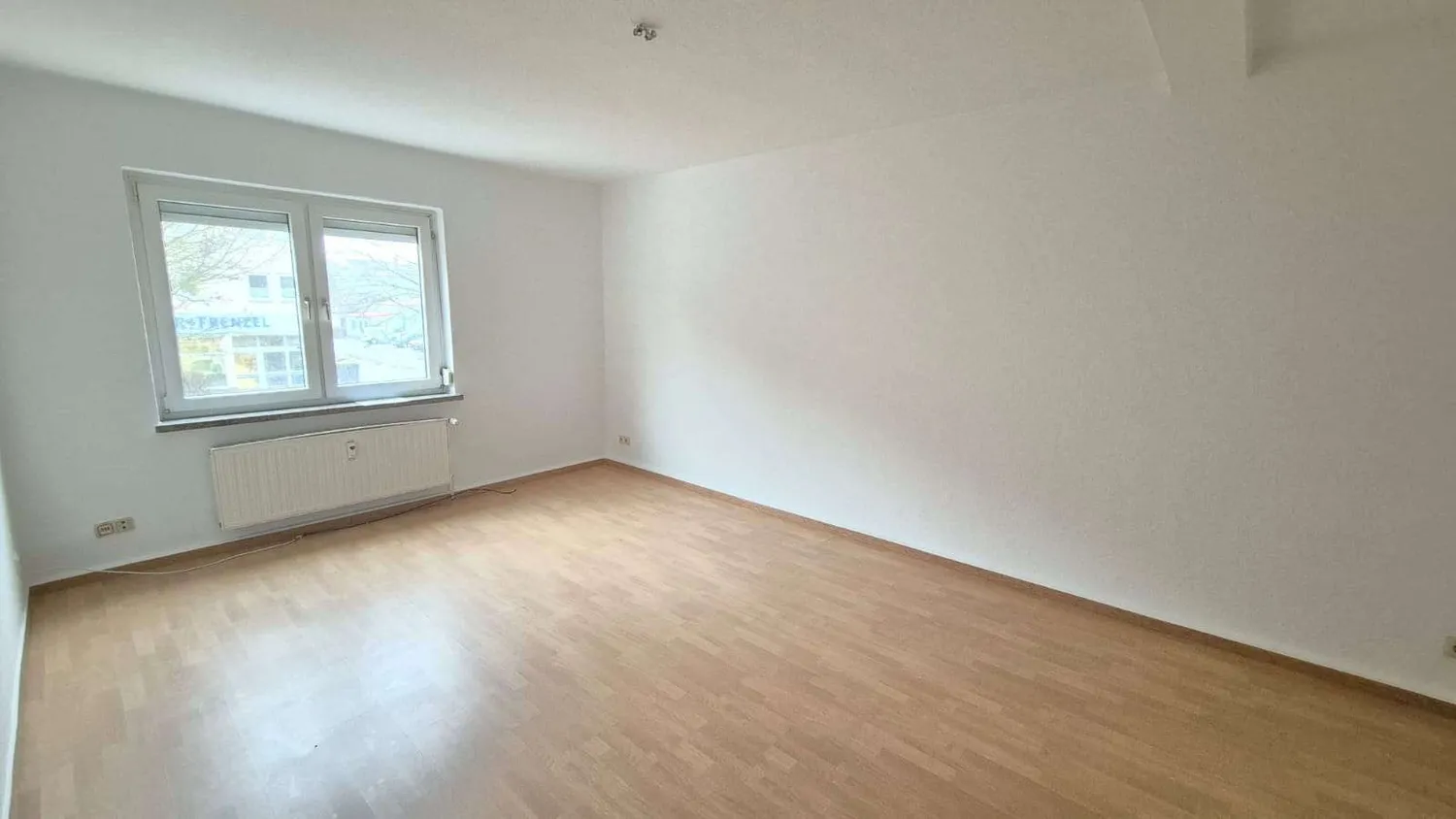 2 Zimmer Wohnung mit 58 m² in Eisenach – Bild 2
