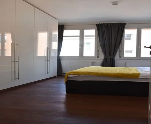 4 Zimmer Wohnung mit 126 m² in München – Bild 5